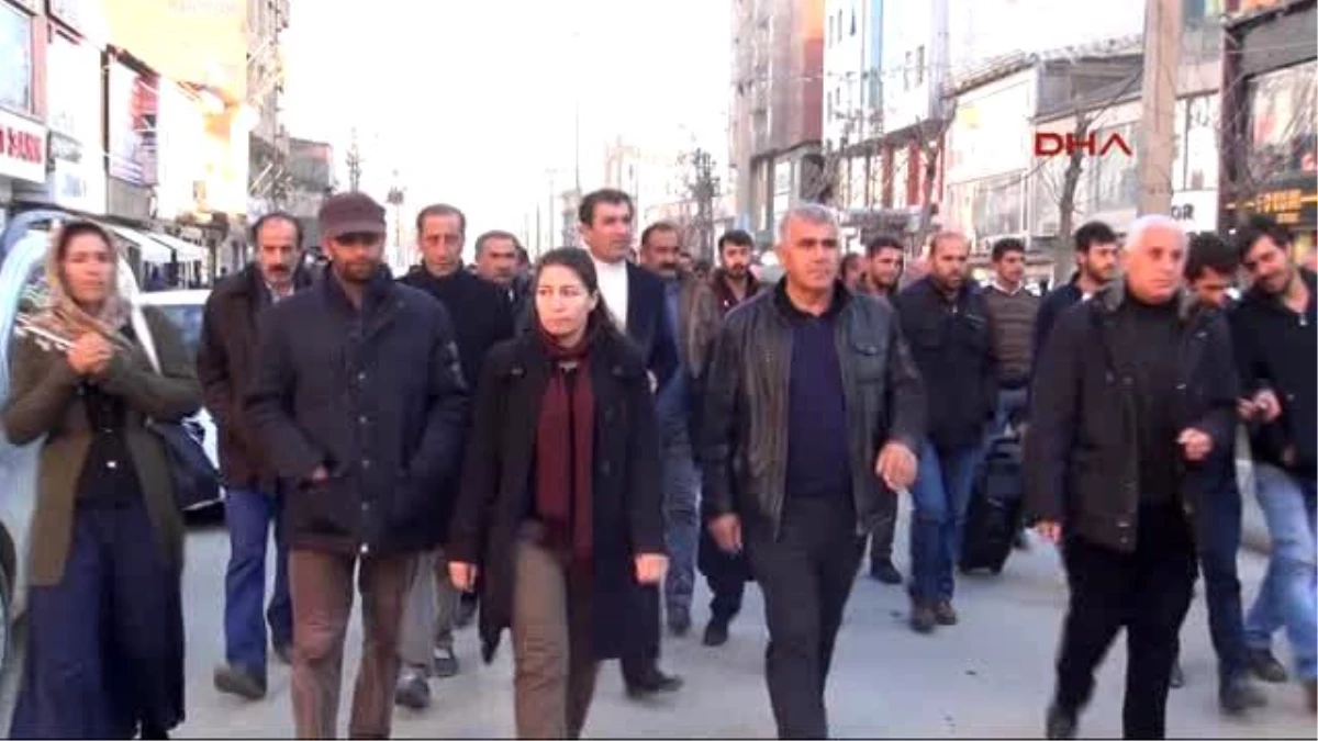 Yüksekova - Tahir Elçi\'nin Öldürülmesi Protesto Edildi