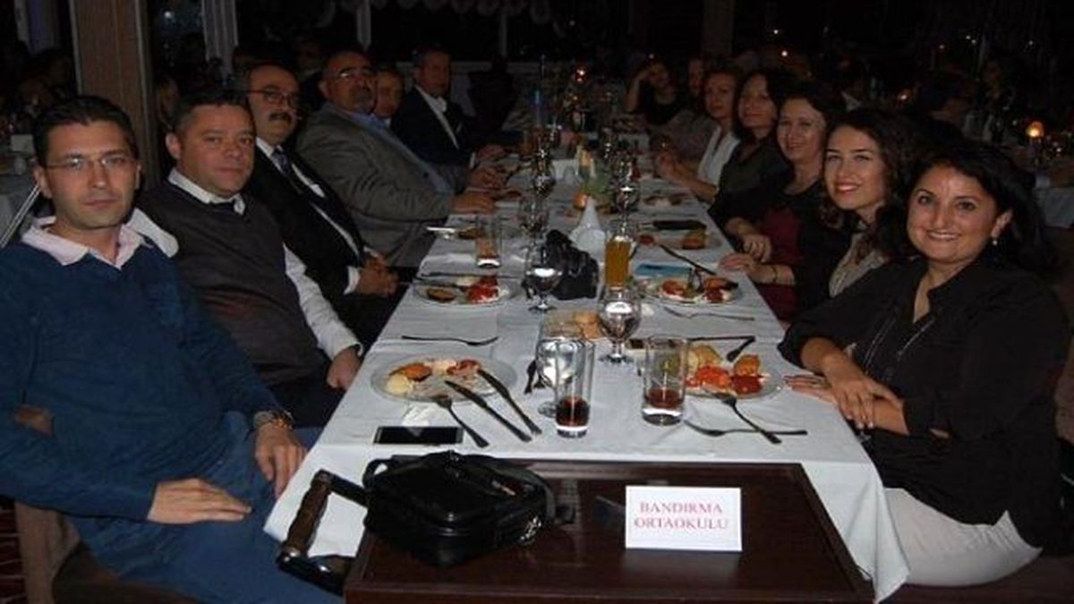 Bandırmalı Öğretmenler Yemekte Buluştu