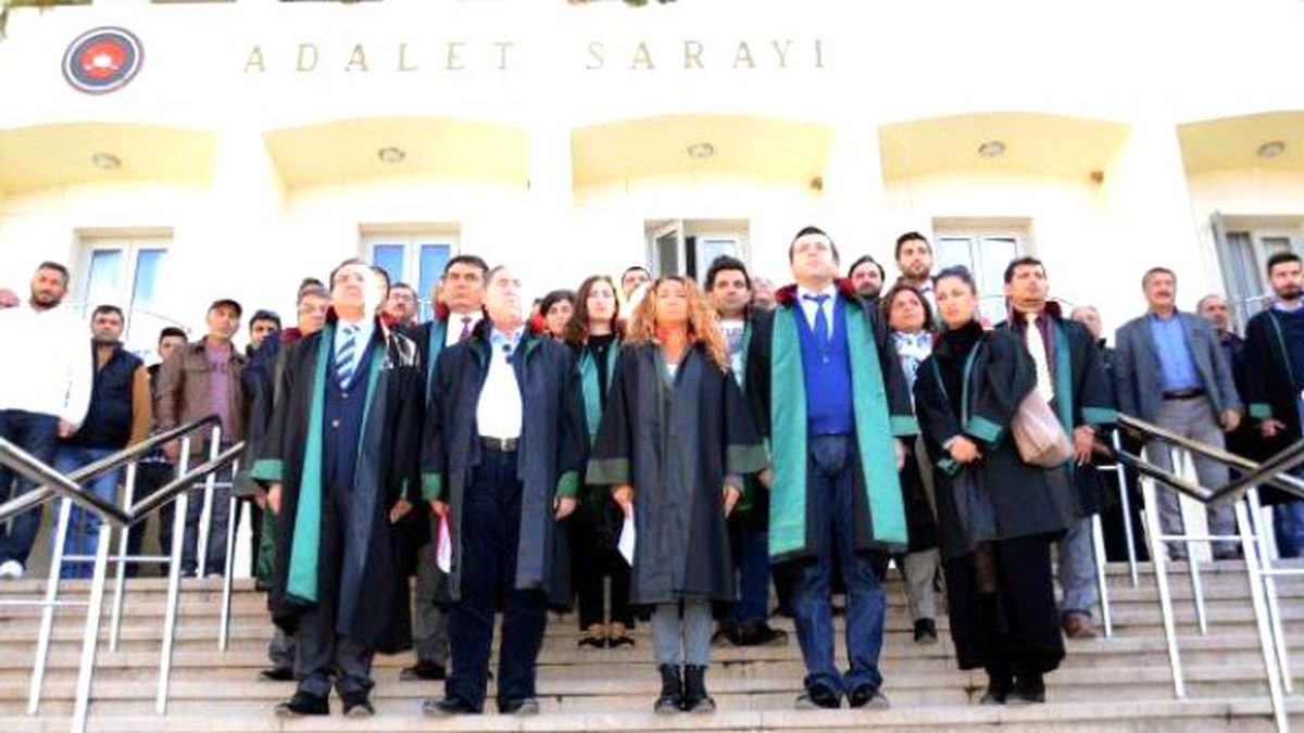 Bodrum\'da Tahir Elçi ve 2 Polisin Şehit Edilmesine Tepki