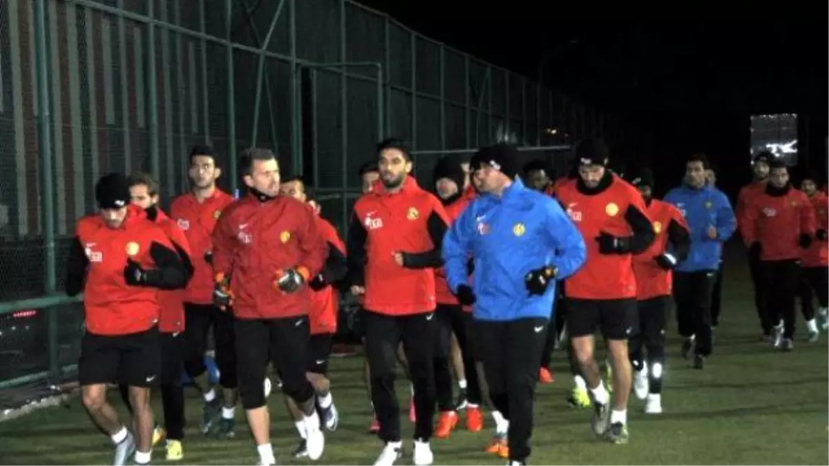 Eskişehirspor\'da Çifte Hazırlık