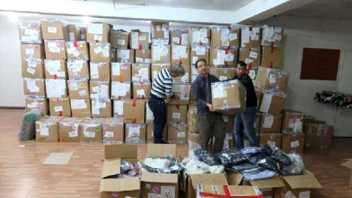 İstanbul\'dan Midyatlı Öğrencilere 5 Tır Dolusu Kışlık Giysi