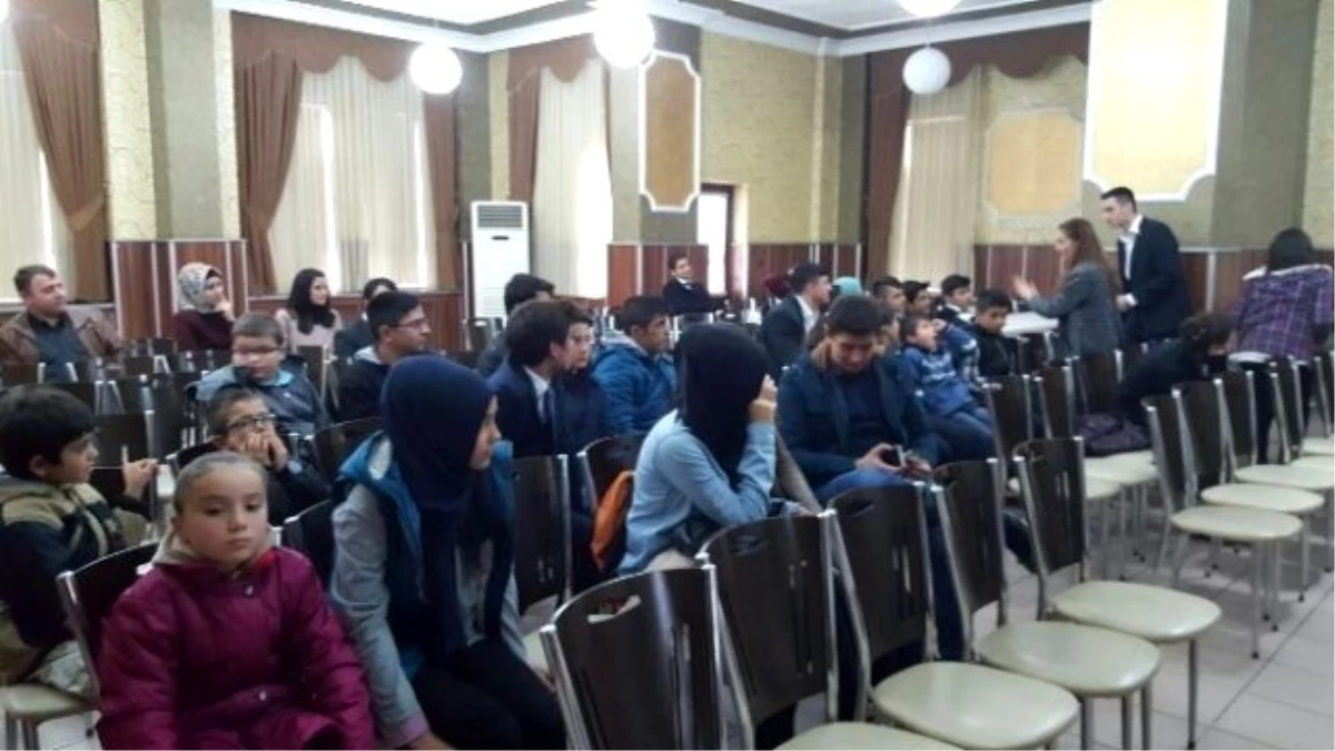Karabük\'te Öğrenciler İl Öğrenci Meclisi Başkanını Seçti
