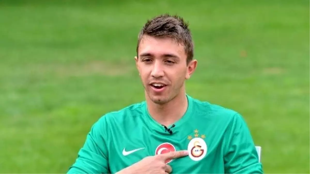 Muslera Kalesini Kapatamıyor