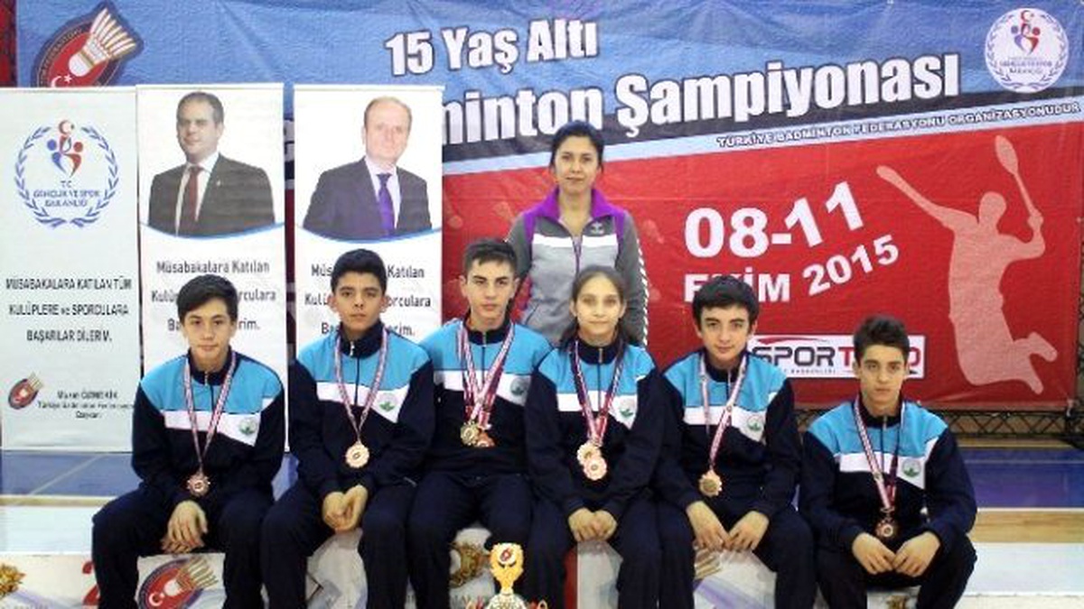 Osmangazi\'li Badmintoncular Milli Takımda