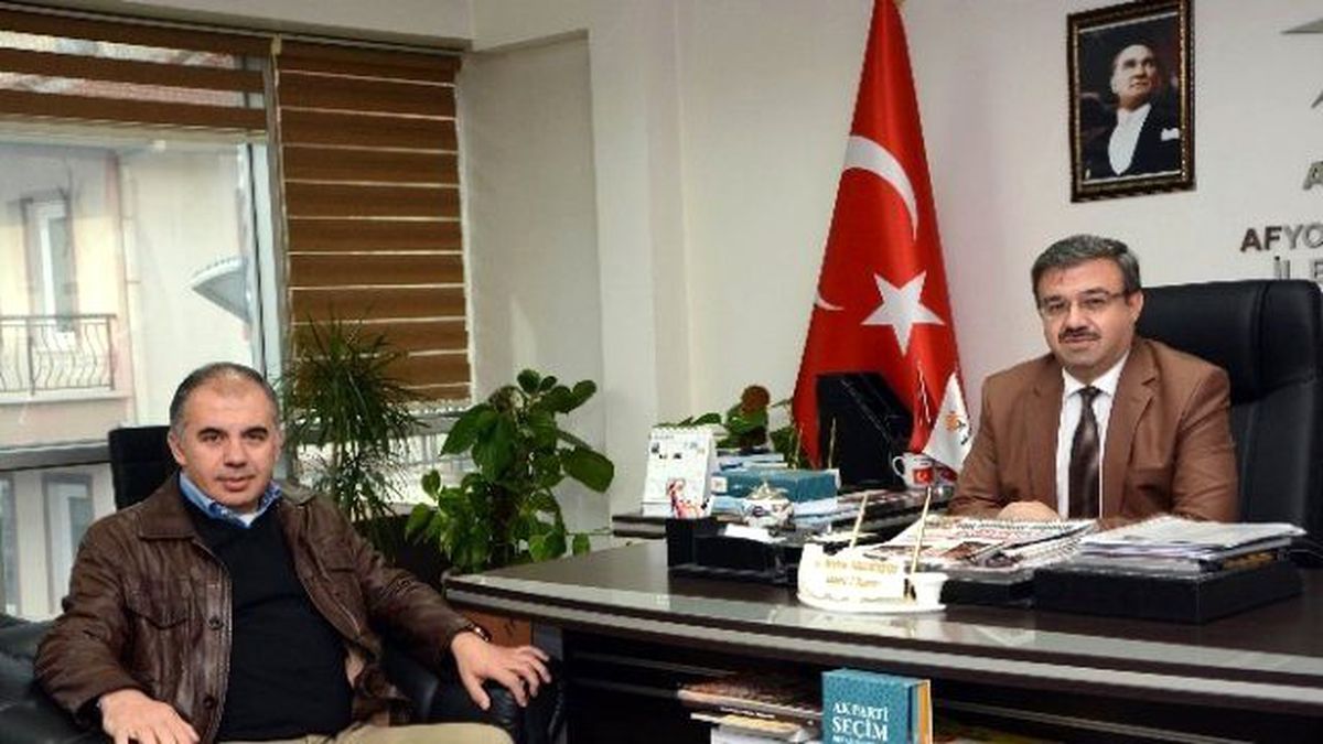 AK Parti İzmir İl Başkanı Delican\'dan, Başkan Yurdunuseven\'e Ziyaret