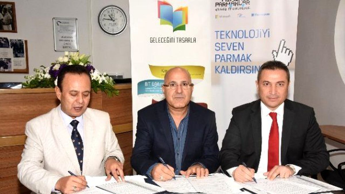 Bilişim Eğitimine Devam Protokolü İmzalandı