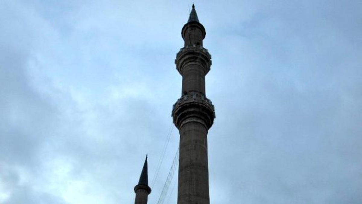 Cami Hoparlöründen Vatandaşlara Dolandırıcılık Uyarısı