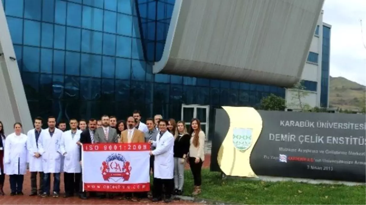 Demir Çelik Enstitüsü\'ne Iso 9001: 2008 Kalite Yönetim Sistemi Belgesi