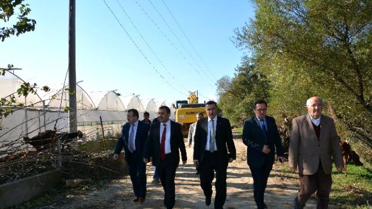 DSİ Daire Başkanlarından Aksu Çayında İnceleme