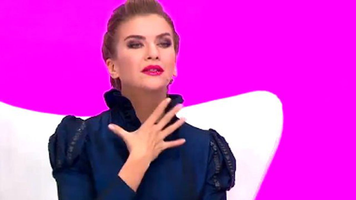 Elbisede Kemer Nasıl Kullanılır? Ivana Sert Anlatıyor...