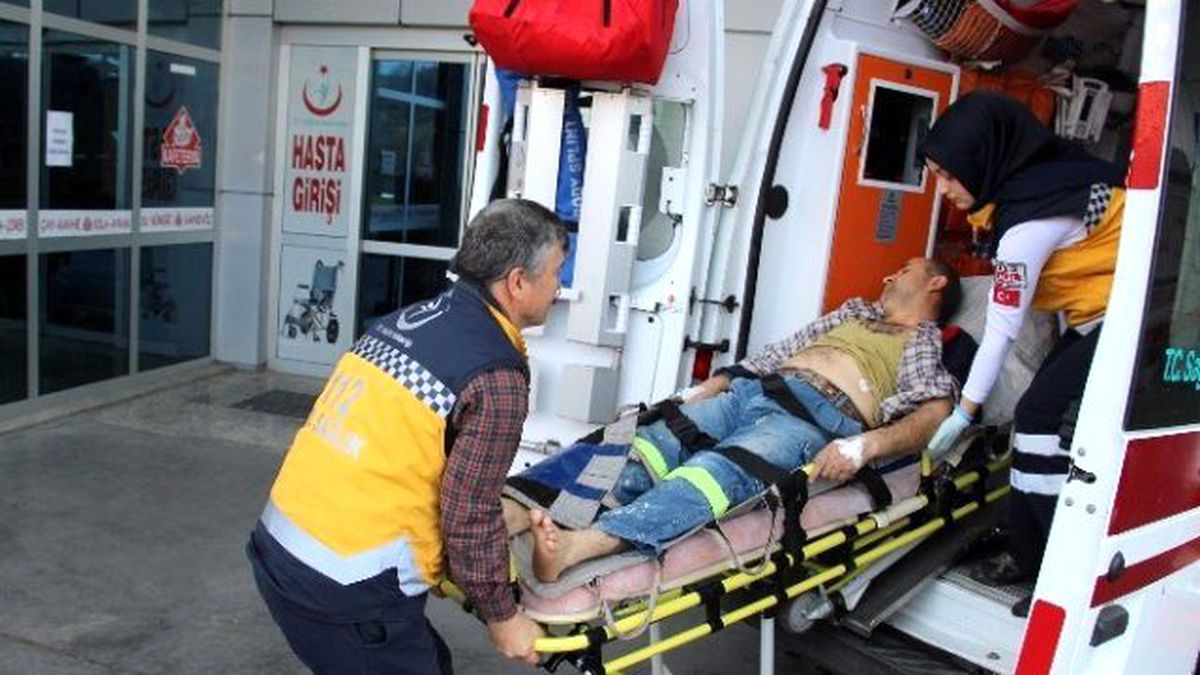 İnşaat İşçileri Elektrik Akımına Kapıldı