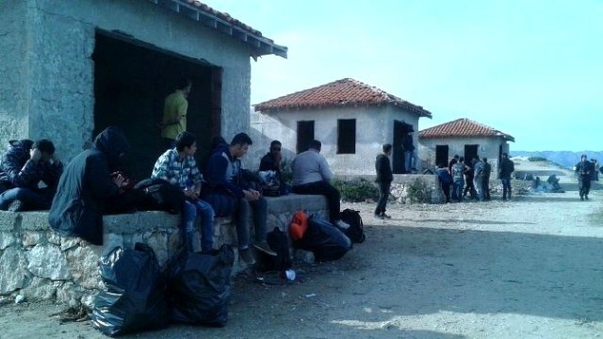 İzmir\'de Üç Ceset Kıyıya Vurdu