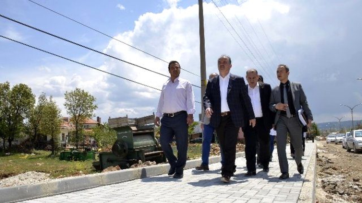 Pamukkale Belediyesi\'nden 6 Buçuk Milyon TL\'lik Parke Taşı Yatırımı