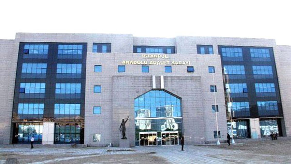 Anadolu Adalet Sarayı'nda Skandal! Tuvalette Şarjörü Dolu Silah Bulundu