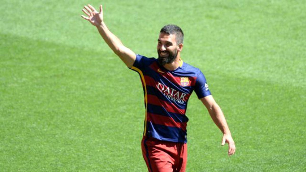 Arda Turan 2016'daki İlk Maçta da Forma Giyemeyecek