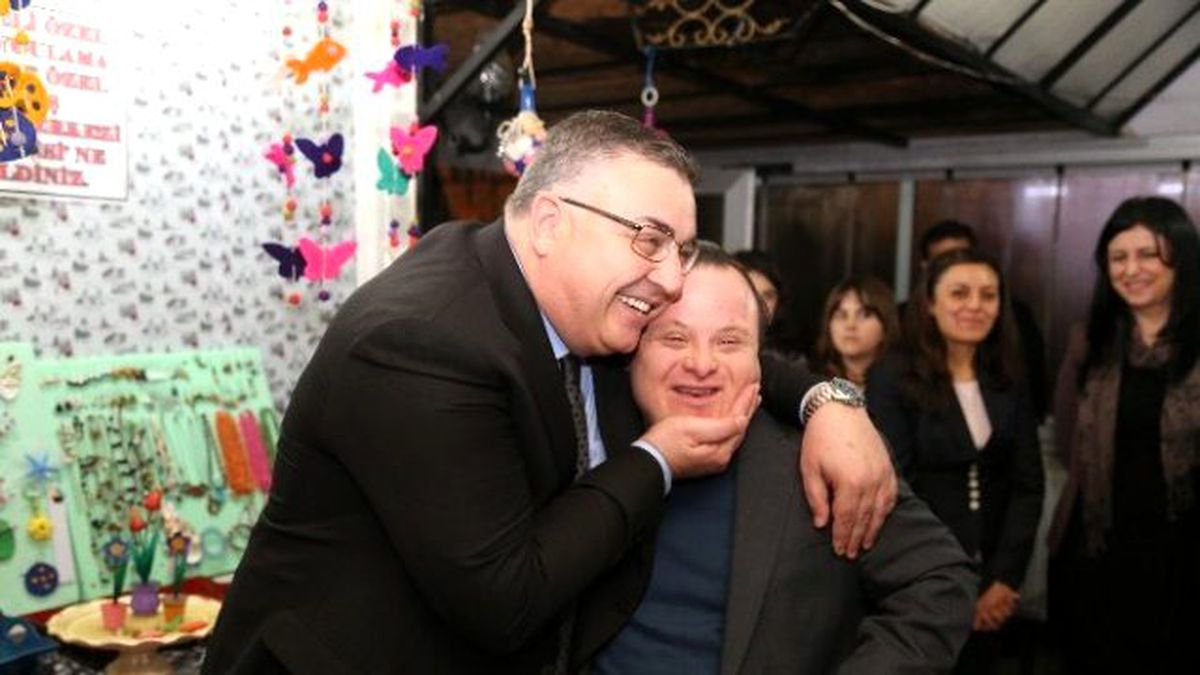 Başkan Kesimoğlu\'ndan 3 Aralık Dünya Engelliler Günü Mesajı