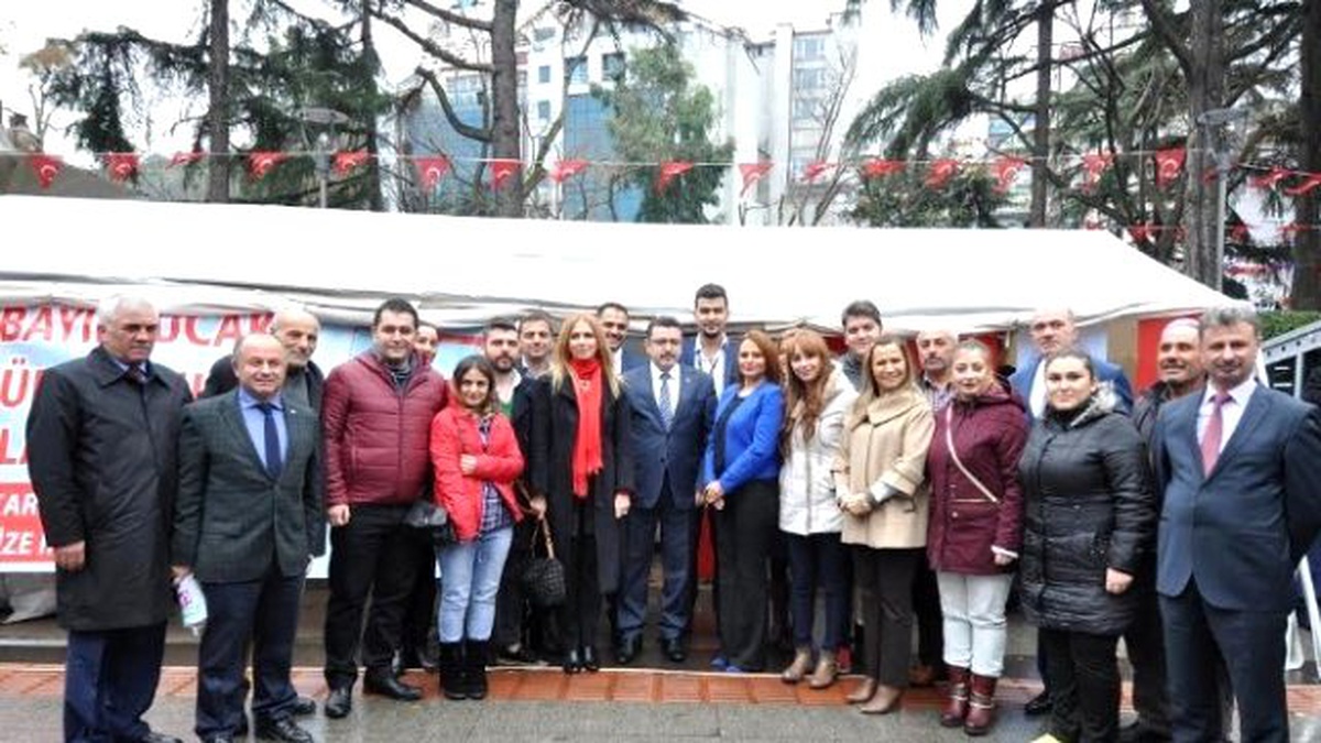 Bayırbucak Türkmenleri İçin Trabzon\'da Toplanan Yardımlar Yola Çıktı
