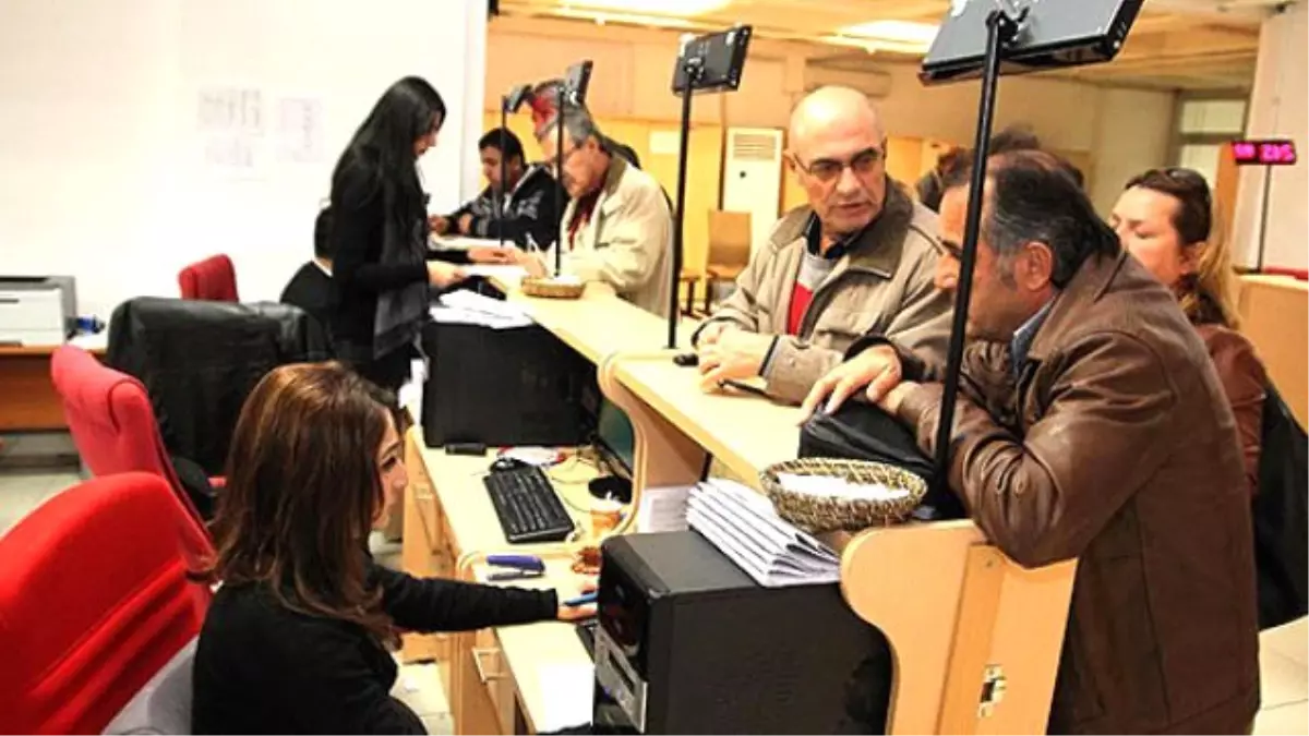 Çalışma Bakanı Soylu: Devlet Memurlarının Güvencesi Kalkacak