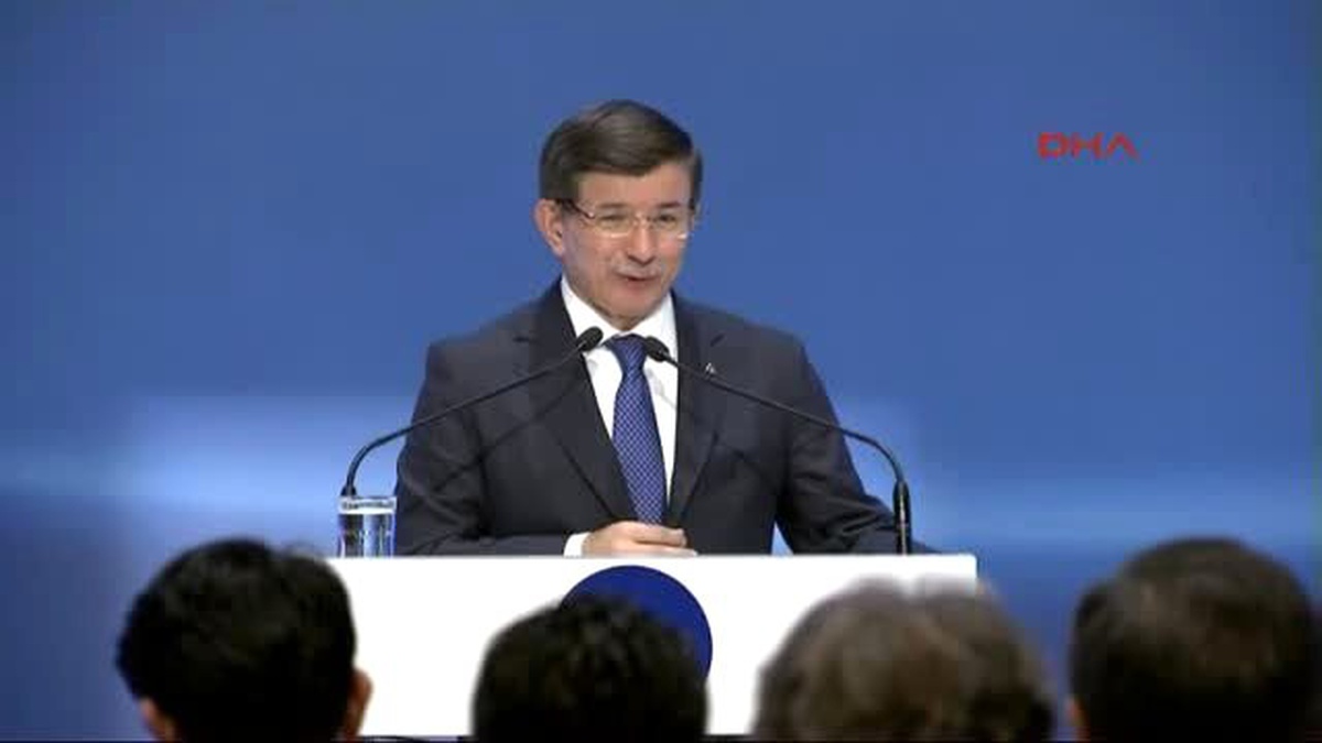 Davutoğlu: Kimse Yüzde 49 Buçuk Yüzde 50 Buçuk Karşıtlığına Dayalı Kutuplaştırıcı Bir Siyaseti...