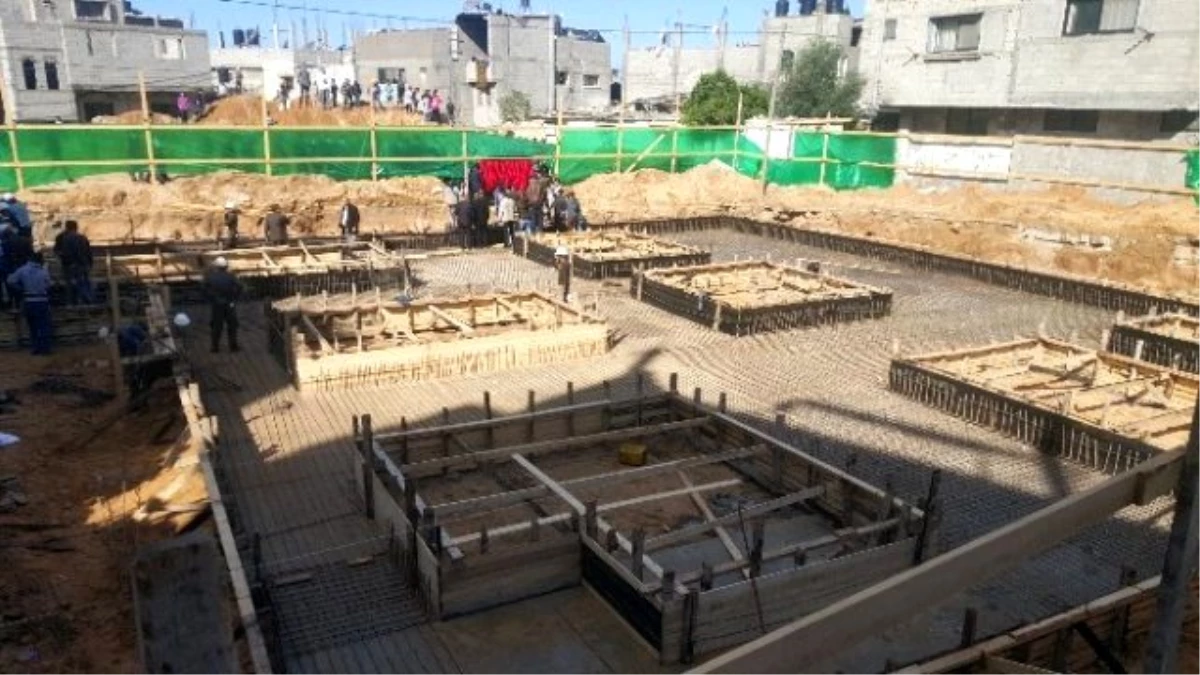 Diyanet Vakfı Gazze\'de 9 Caminin Temelini Attı