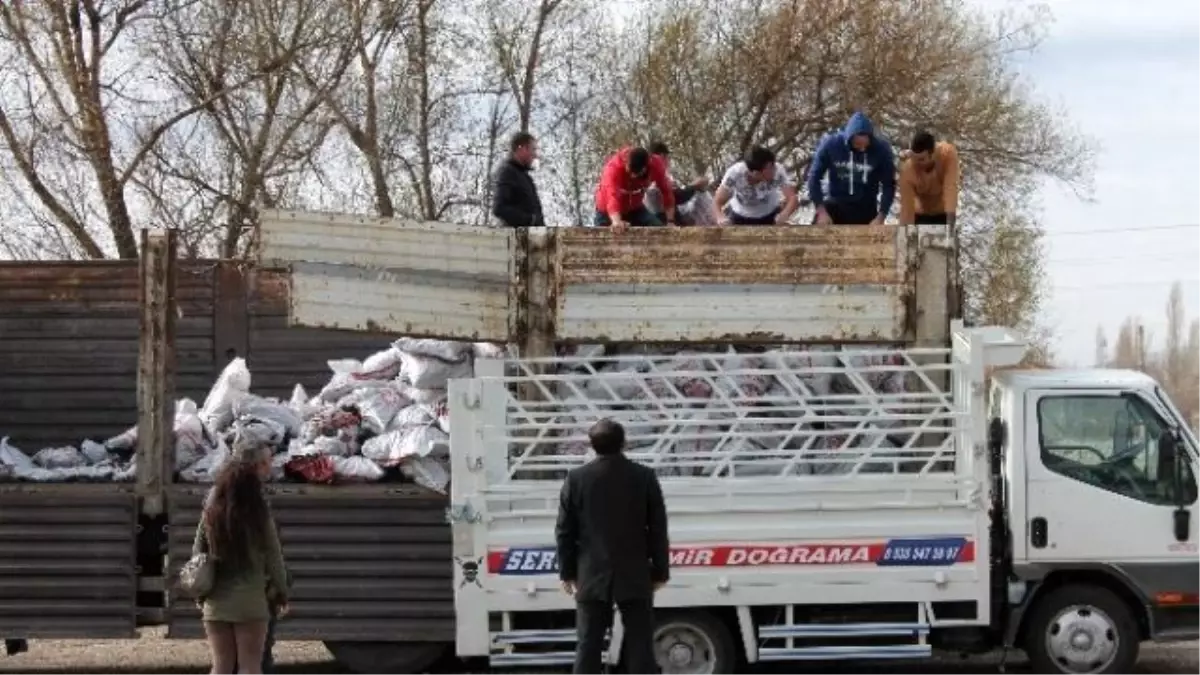 Gecikmeli Gelen Kömürler Dağıtılıyor