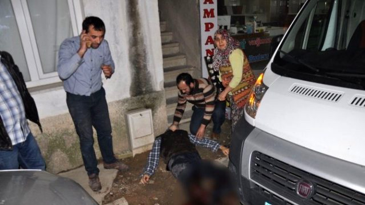 Kardeşini Öldüren Kişiyi Ayağından Vurdu