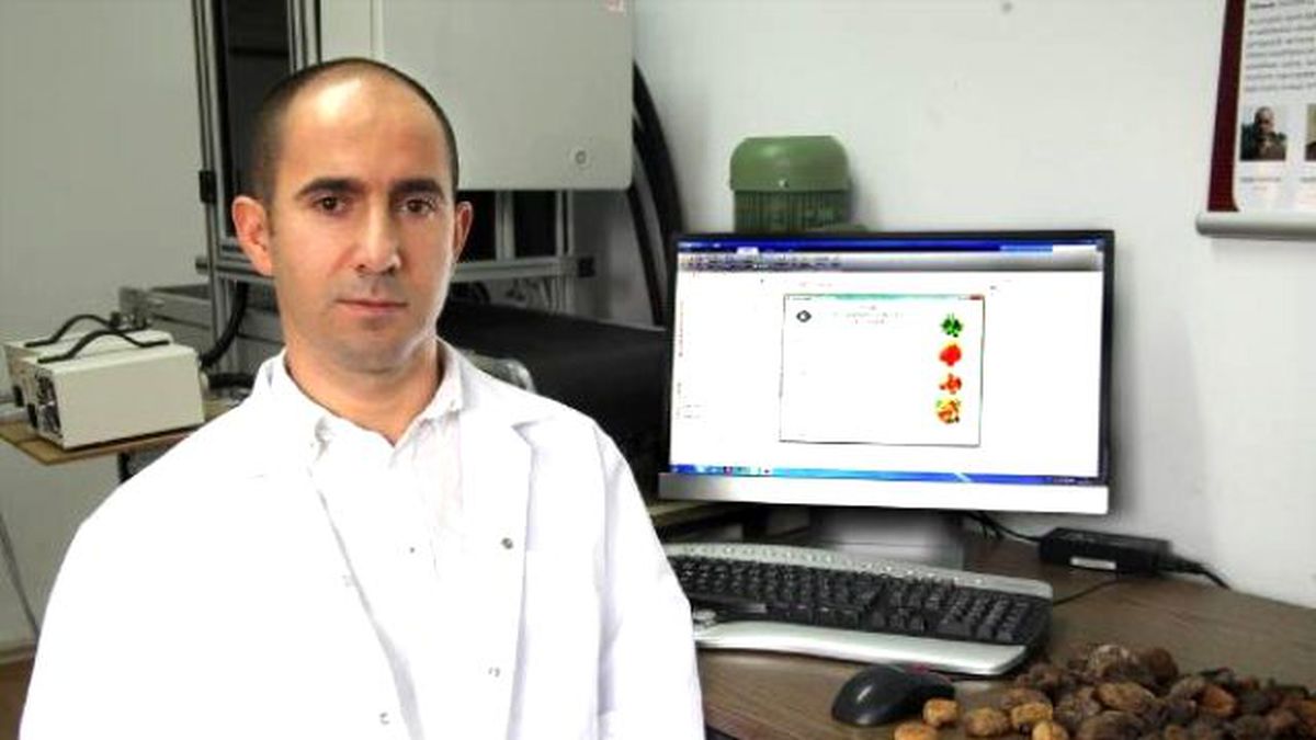 Sdü\'den Kanserojen Etki Yaratan Gıdaları Tespit Edebilecek Sistem