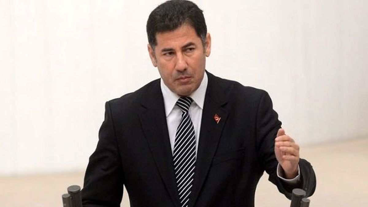 Sinan Oğan: Türkiye Rus Gemilerini İp Gibi Dizebilir