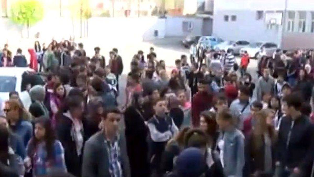 Teog\'dan Önce Teog\'dan Sonra 3 Adam\'da Yorumlandı