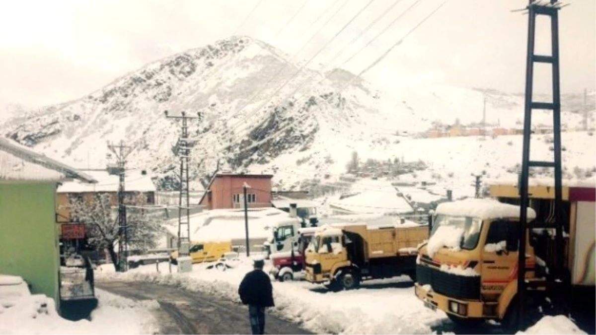 Tunceli\'de 29 Köy Yolu Ulaşıma Kapandı