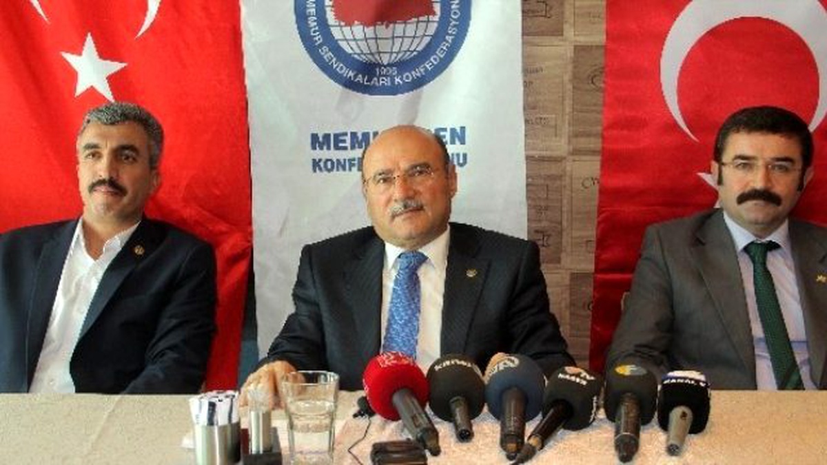 Bem-bir-sen Genel Başkanı Mürsel Turbay Elazığ\'da