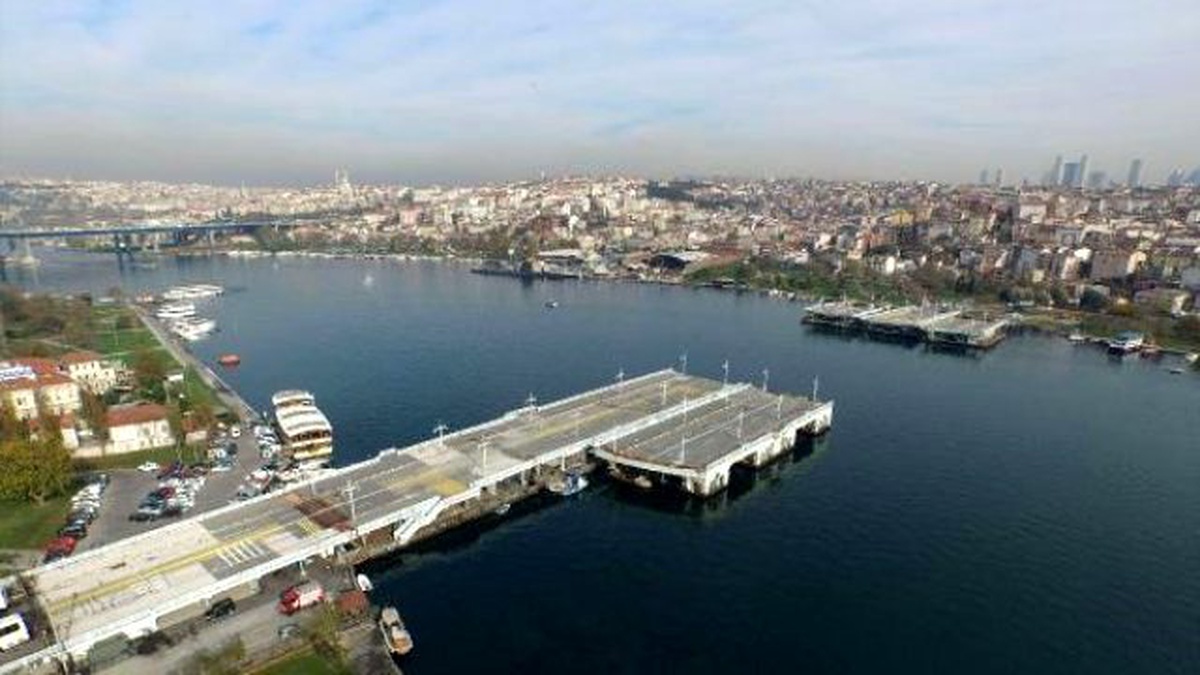 Eski Galata Köprüsü 3 Yıldır Kaderine Terk Edildi