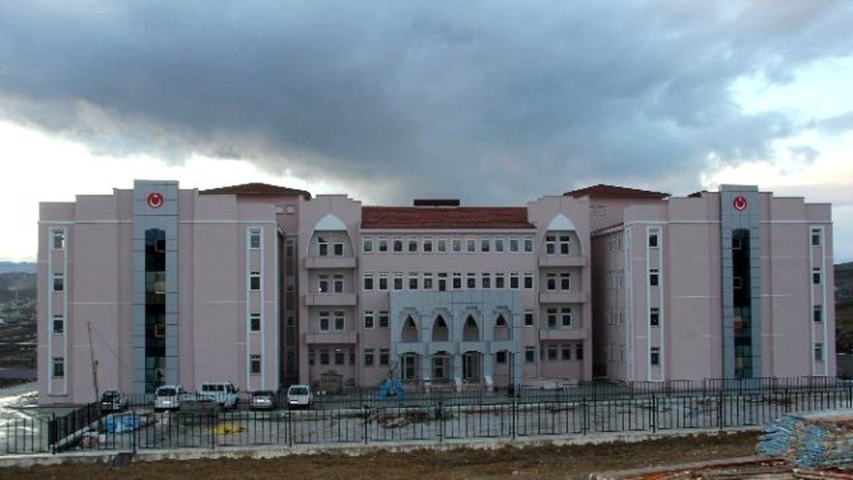 Kavak Anadolu İmam Hatip Lisesi Tamamlanıyor