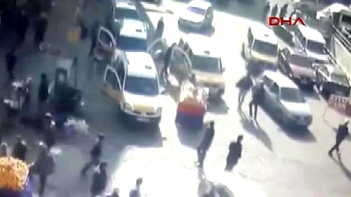 2 Polisi Şehit Eden Teröristleri Taşıyan Taksici: Teröristleri Teşhis Edemem