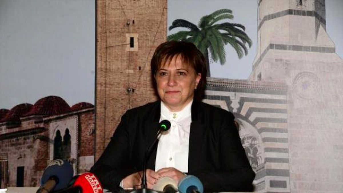 Bakan Sarı, Memleketi Adana'da Mehteran Takımı ile Karşıladı (3)