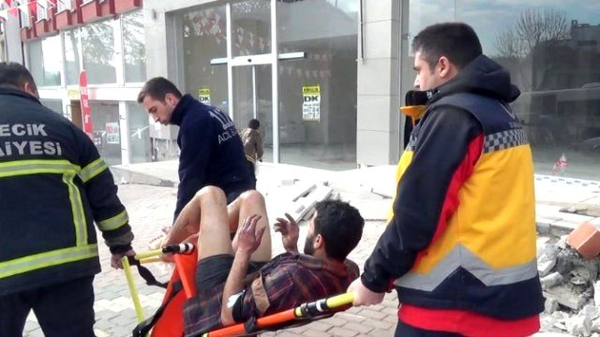 Bilecik\'te Faciadan Dönüldü: 1 Yaralı