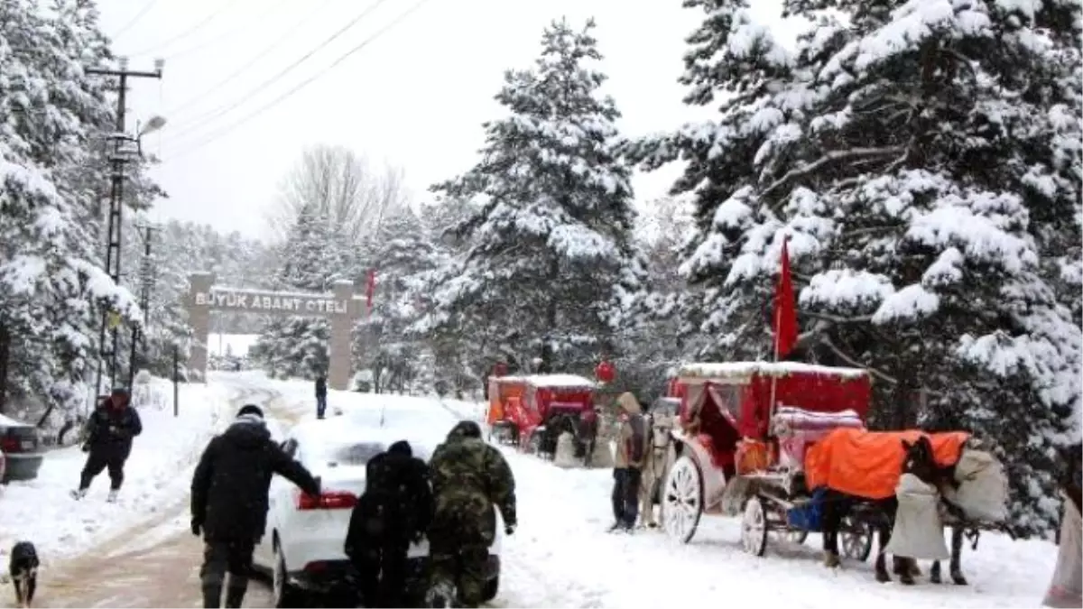 Bolu\'da 50 Köy Yolu Ulaşıma Kapalı