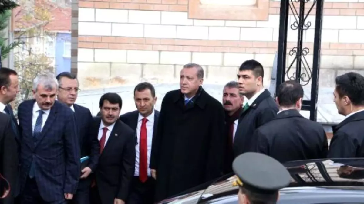 Cumhurbaşkanı Erdoğan Eski Mahallesinde