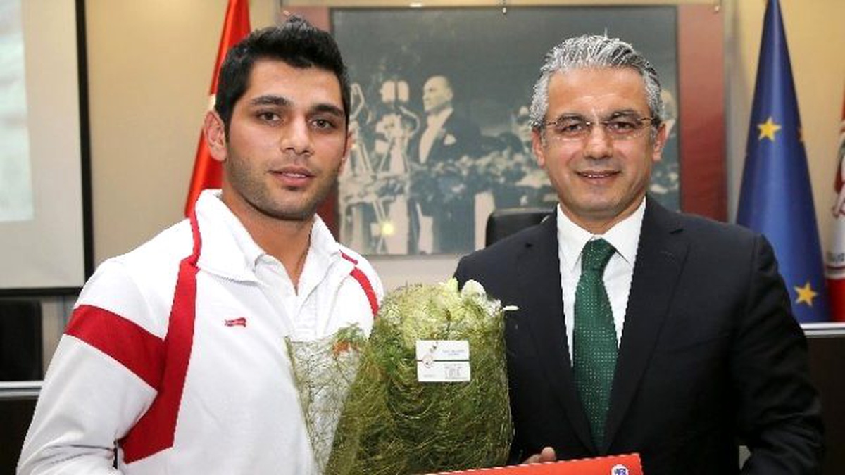Demir Bu Kez Oylarla 12\'den Vuracak
