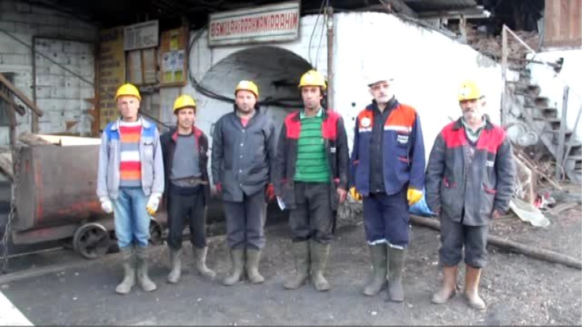 Dünya Madenciler Günü - Madenciler Saygı Duruşunda Bulundu