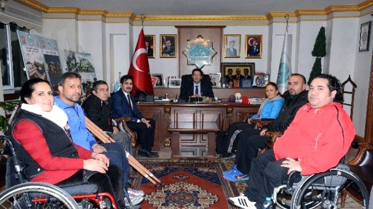 Engelli Dernekleri Başkan Yazgı\'yı Ziyaret Etti