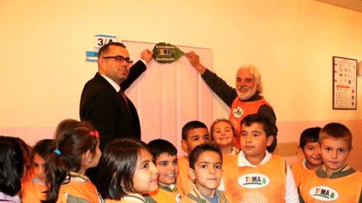 Gölbaşı Tema\'dan Öğrencilere \'Yeşil Yaprak\'