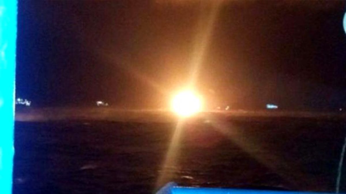 Hazar Denizi'nde Petrol Platformunda Yangın Çıktı