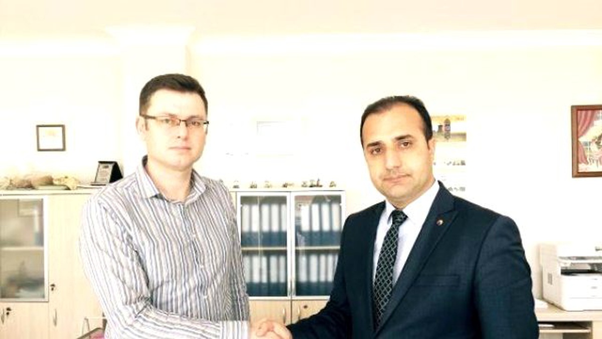 Rusya\'ya \'Saygın İşadamı\' Olarak Girdi, Toplama Kampından Sınırdışı Edildi