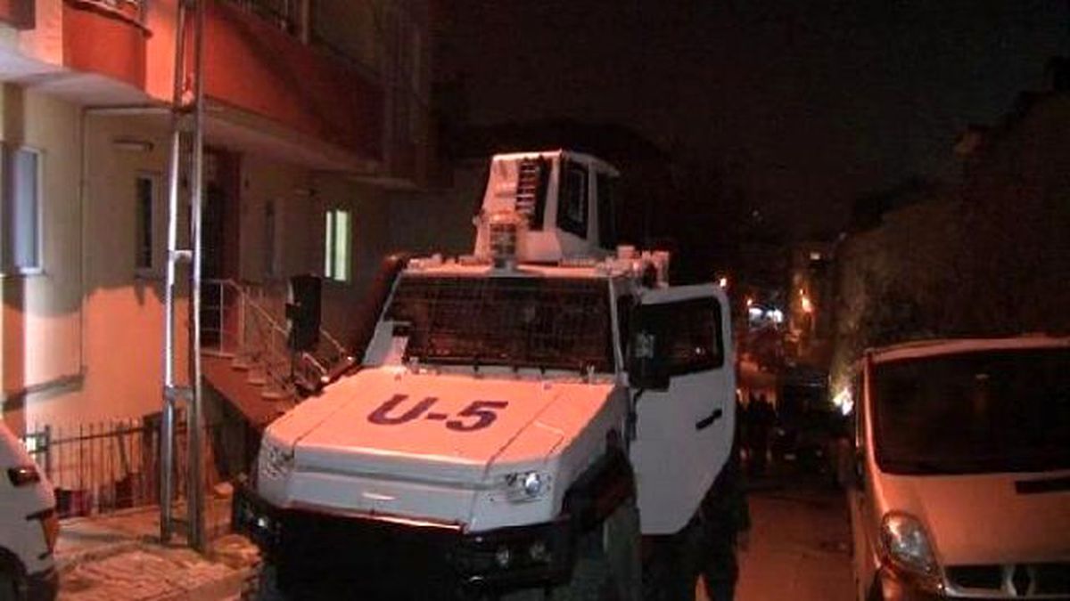 Sancaktepe\'de Terör Operasyonu: 1 Ölü...