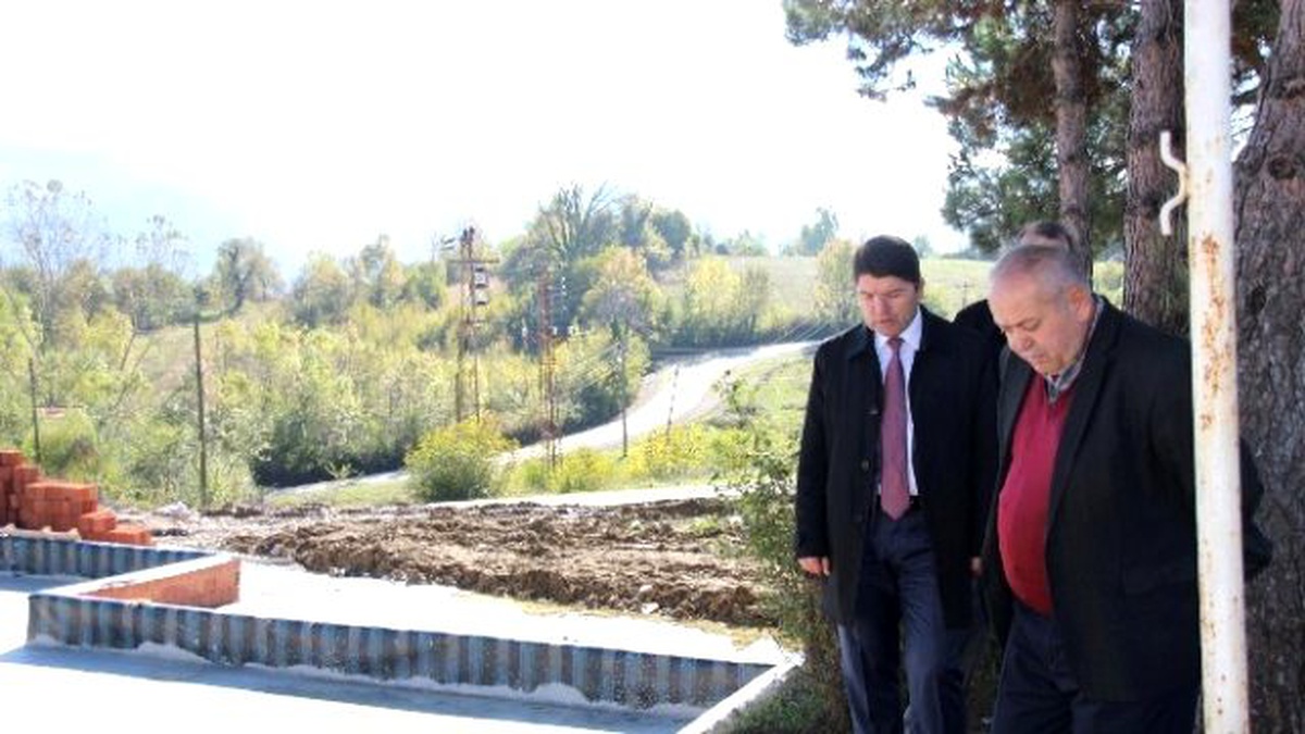 Tunç, Kurtköy Aile Sağlığı Merkezi İnşaatını İnceledi
