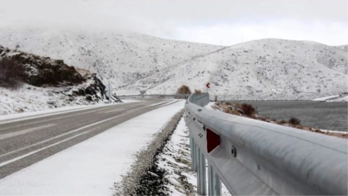 Yıldız Dağı Yolunda Oto Korkuluklu Önlem