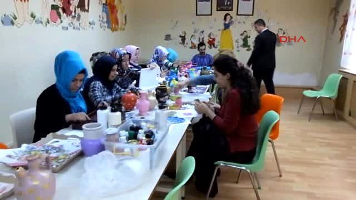 Balıkesir Engellilere Hem Beceri Hem Yevmiye Kazandıran Kurs