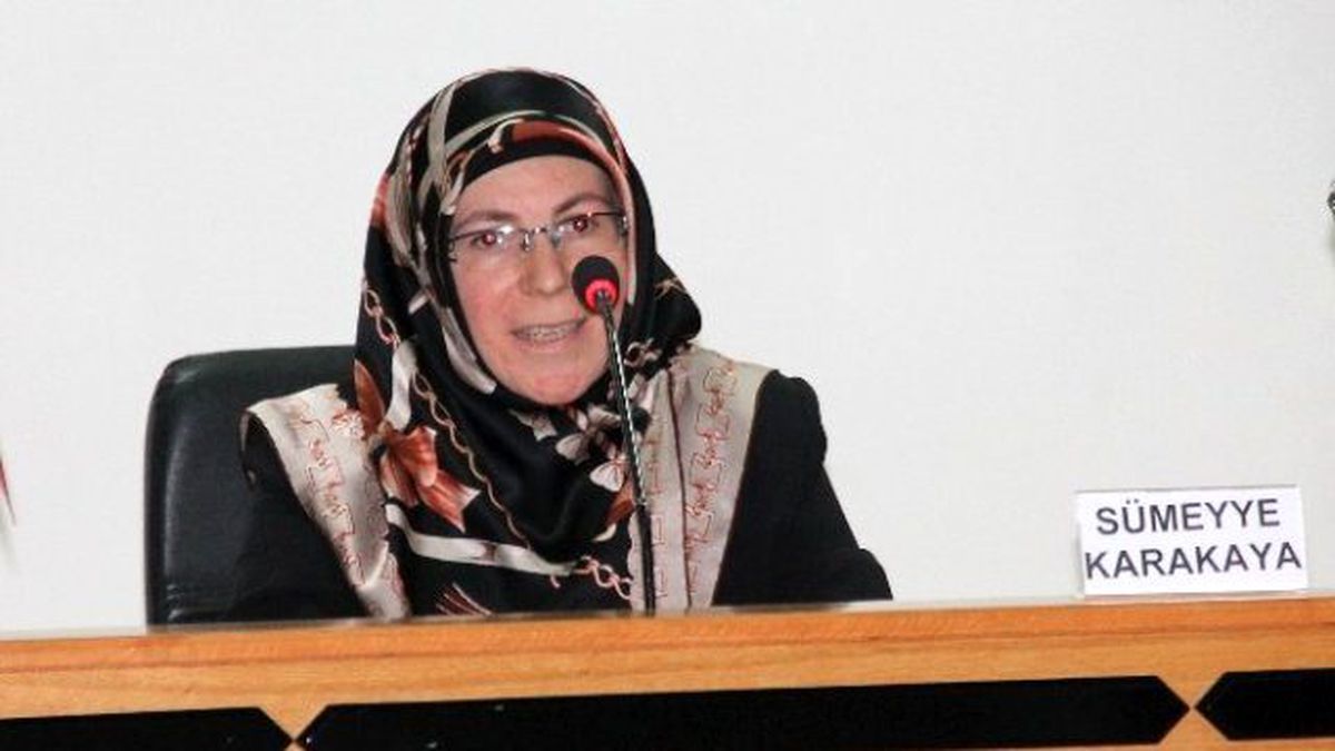 Elazığ\'da \'Semavi Dinlerde Kadın Tasavvuru\' Semineri