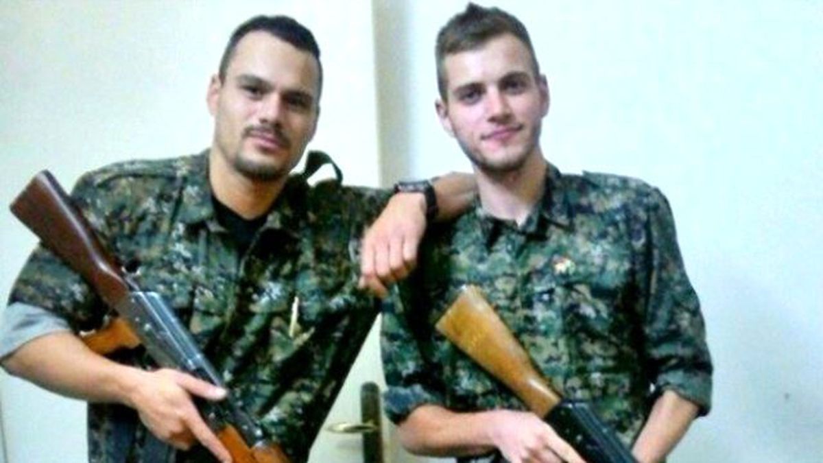 Focus Dergisi: En Az 100 Alman, PYD ve PKK Saflarında IŞİD'e Karşı Savaşıyor